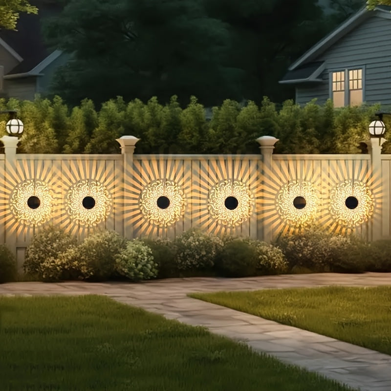 2 paquetes de luces solares para vallas con diseño hueco - IP65, luces solares LED para jardín, patio y escaleras, montaje semienterrado, control de sensor de luz, construcción metálica, iluminación exterior | Luces decorativas para vallas | Acabado metá