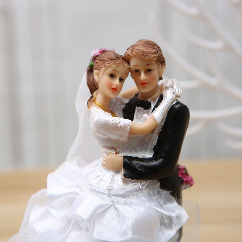 Figuras de novio y novia, artesanía de resina, decoraciones de boda clásicas, adornos de boda románticos, estatuas de miniatura de novio y novia, regalo de pareja, "No contacto con alimentos"
