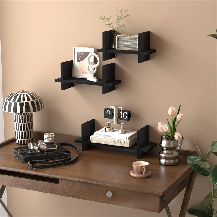 Estantes de madera de estilo Boho para montar en la pared, Diseño de cruz, Almacenamiento y exhibición multiusos para diferentes tipos de habitaciones, Estanterías verdes colgantes de la pared