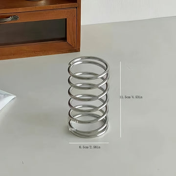 Portacepillos de hierro forjado, diseño circular moderno, accesorio de baño para montar en el piso, organizador de brochas de maquillaje y bolígrafos a prueba de polvo, decoración de escritorio con calado decorativo, sin necesidad de electricidad