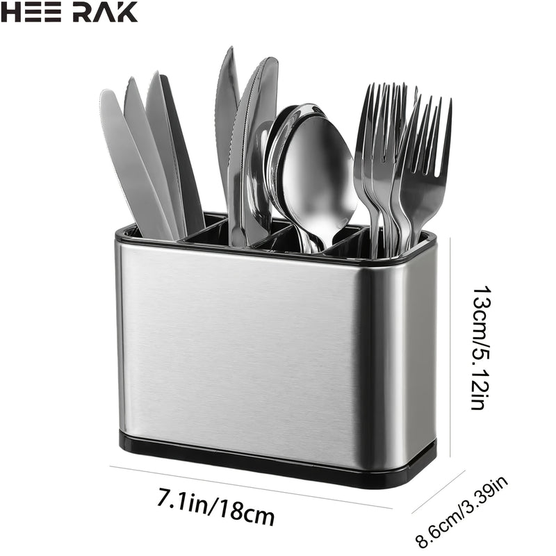Un organizador de cubiertos de plata, un soporte de utensilios de cocina de encimera, un soporte de bolas de acero inoxidable, con un diseño de 4 compartimentos para organizar utensilios, cucharas y tenedores.