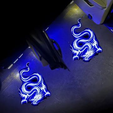 2pcs Luces Proyector de Logo de Puerta de Coche LED - Amable Bienvenida al Paso, Funcionamiento con Batería, Brillo de 200-350lm, Regalo Perfecto para Niñas