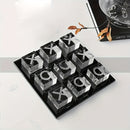 Decoración minimalista moderna de tablero de ajedrez XO cuadrado con cristales, pequeño adorno geométrico en blanco y - estatua multifuncional para decoración interior de escritorio o sala sin necesidad de electricidad
