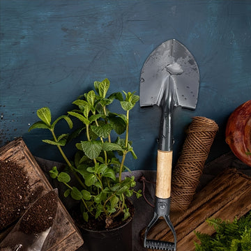 Una pala de jardín de 14,71 pulgadas con mango de madera y mango D - una pala redonda de metal diseñada para cavar suelo, ideal para pequeñas plantaciones y tareas de jardinería, herramienta de jardinería | Mango ergonómico | Herramienta de jardinería du