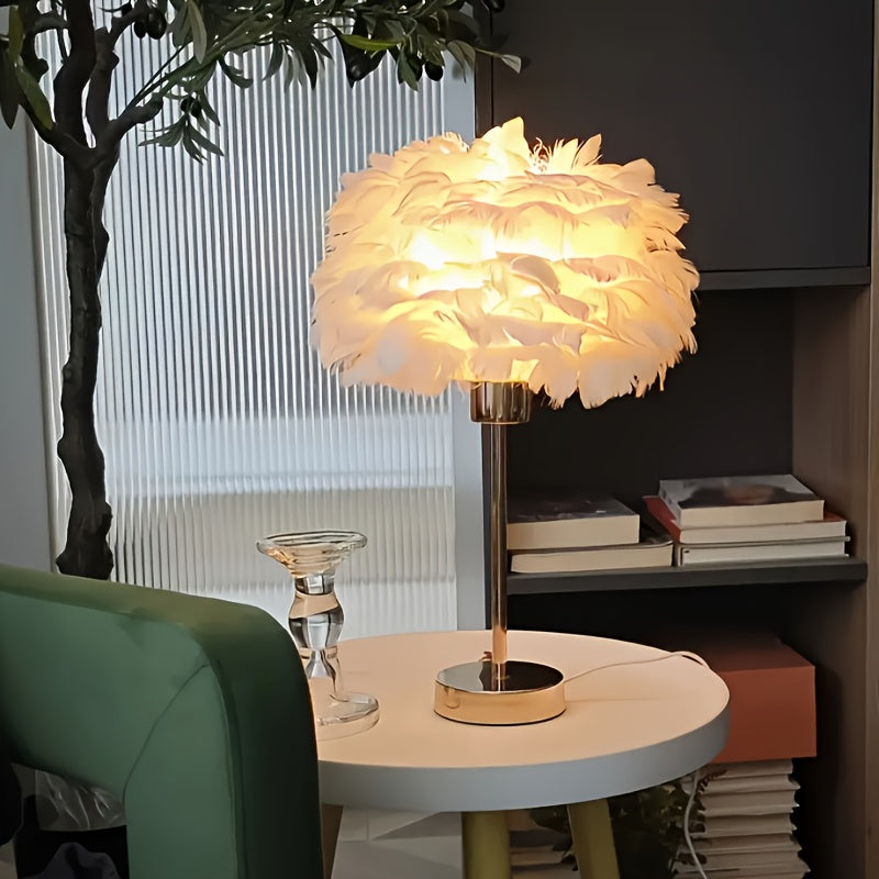 Linterna de plumas artificiales estilo bohemio con base dorada de lujo ligero + lámpara de escritorio USB regulable, tono cálido y romántico en crema, decoración creativa DIY para chicas, iluminación festiva, regalo ideal, ambientador hogareño - perfecta