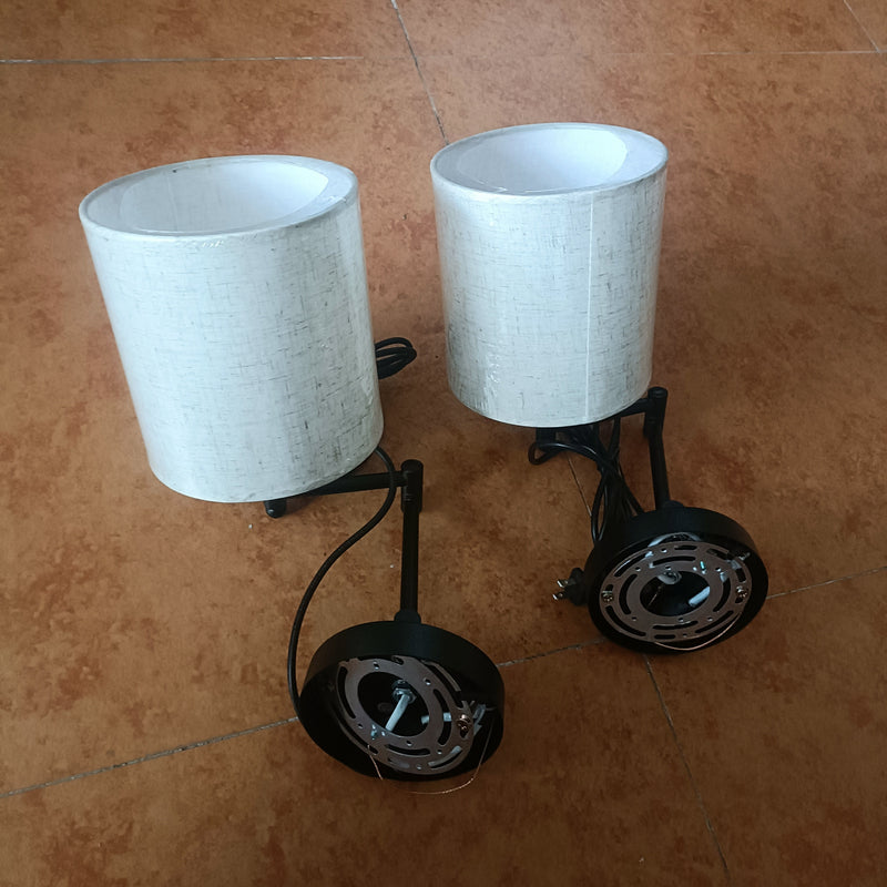 Conjunto de 2 apliques de pared con brazo oscilante y pantalla de lino moderna, lámpara de pared desmontable de metal con base E26 para sala de lectura, sala de estar - Enchufe estadounidense, 110V-130V, incluye herrajes de instalación