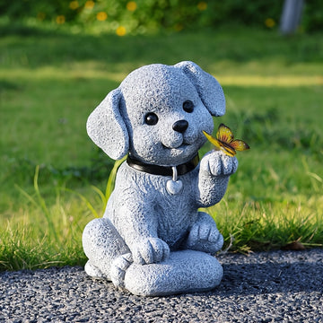 Estatuilla solar de cachorro con jardín de mariposas, decoración exterior en resina azul para patio, balcón o porche, incluye panel solar, resistente a la intemperie y diseño de alta calidad