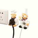2 piezas de soporte de cable de alimentación de chef de dibujos animados - Organizador de plástico de montaje fácil en la pared para enchufes y cables de cocina, diseño encantador con personajes de chefs divertidos, gancho de utilidad, ganchos de utilidad
