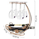 Soporte de botella de vino vintage y vaso con diseño metálico ornamentado - Alberga 1 botella y 4 vasos con tallo, ideal para decoración del hogar, fiestas y regalos de vacaciones, decoración de botella de vino.