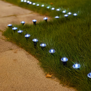 30pcs Luces Solares para Senderos Exteriores - Brillo Amarillo Cálido, Luces de Estaca de Plástico Adecuadas para Céspedes, Jardines y Decoraciones de Villas, Iluminación Ambiental Navideña, Lámparas Solares para Exteriores