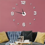 Reloj de Pared Silencioso y Luminoso Moderno - Autoadhesivo, Números Grandes Dorados y Segundero Rojo, Diseño de Espejo Acrílico para Sala o Estudio, Funciona con Pilas (Pila AA No Incluida)