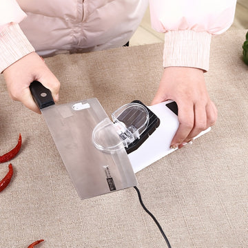 Afilador Eléctrico Compacto con Alimentación USB para Cocina Doméstica - Automático, Portátil para Cuchillos y Tijeras, Cuerpo de ABS Duradero, Seguro y Fácil de Usar con Indicador de Energía Visual