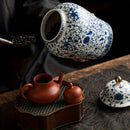 1pc Tarro de Almacenamiento de Cerámica de Porcelana Azul y Blanca Vintage con Tapa Abatible - Contenedor Redondo Multiusos para Granos de Café, Cereales, Comida para Mascotas - Lavado a Mano, Reutilizable, No Necesita Electricidad