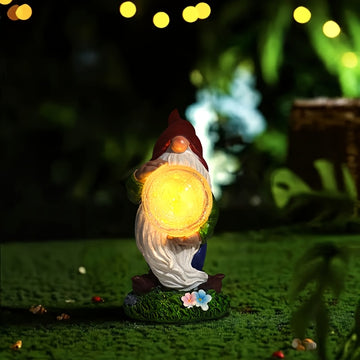 1 pieza de luz de estatua de gnomo alimentada por energía solar, hecha de resina, con sombrero rojo y elfo sosteniendo un globo roto, decoración de jardín al aire libre IP65 con control de botón, tema de cuento de hadas, perfecta para patio, césped y reg