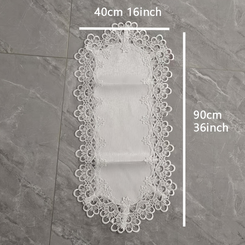 Elegante Camino de Mesa de Encaje Blanco - Perfecto para la Decoración Navideña