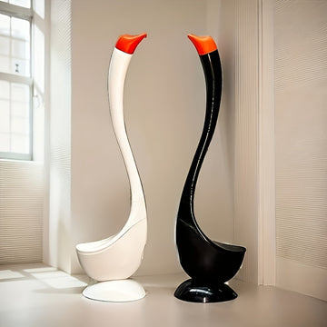Un conjunto de cepillo de inodoro y soporte con diseño de dos colores, hecho de plástico, diseñado para una limpieza efectiva del baño con cerdas de 360°, adecuado para uso en casa, oficina y hoteles.