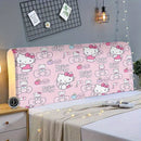 Fundas para Cabecero de Cama Rosa de Sanrio Hello Kitty - Poliéster Antipolvo, Fácil de Limpiar y Duradero, Diseño Lindo de Hello Kitty con Lazos y Magdalenas, Perfecto para Habitaciones Infantiles o Decoración Caprichosa del Hogar
