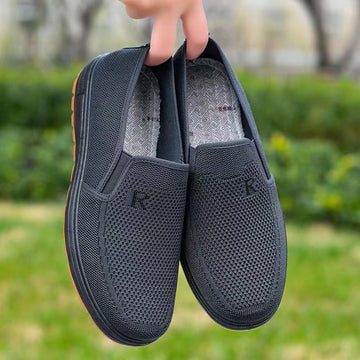 Zapatos Casuales de Hombre para Calzar - Parte Superior y Forro Transpirable, Suela Antideslizante de Goma, Diseño con Detalles en Gris Oscuro y Naranja para Comodidad y Estilo Diario, Zapatos Cómodos Slip-Ons, Diseño Discreto de Marca, Textura en la Sup