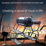 1pc Elegante Estante de Vino de Metal Negro - Artesanal, Diseño Moderno Minimalista con Acabado Elegante | Capacidad para 3 Botellas para Uso Doméstico y Comercial | Ideal para Cocina, Sala de Estar, Decoración de Comedor, Regalos para Amantes del Vino