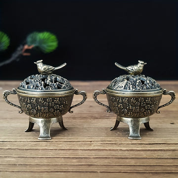 Un pequeño quemador de incienso de sándalo con un diseño de urraca de la suerte, perfecto para usar en la oficina, camping, jardín, patio o como decoración para hogar para cenas a la luz de las velas.