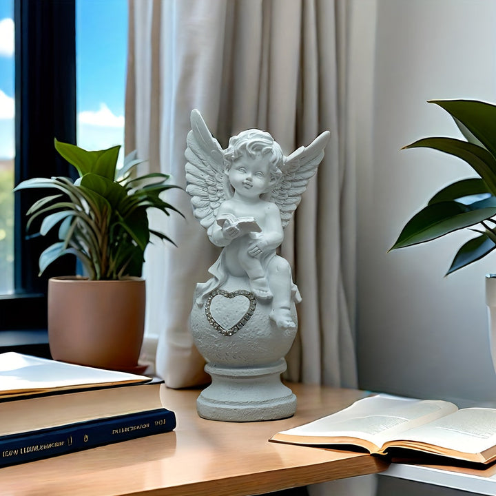 Estátua de ángel de resina, 1 pieza Figura decorativa de querubín leyendo con detalle de corazón, ideal para decoración interior, estantería, exhibición de arte en el hogar y jardín, no se requiere electricidad