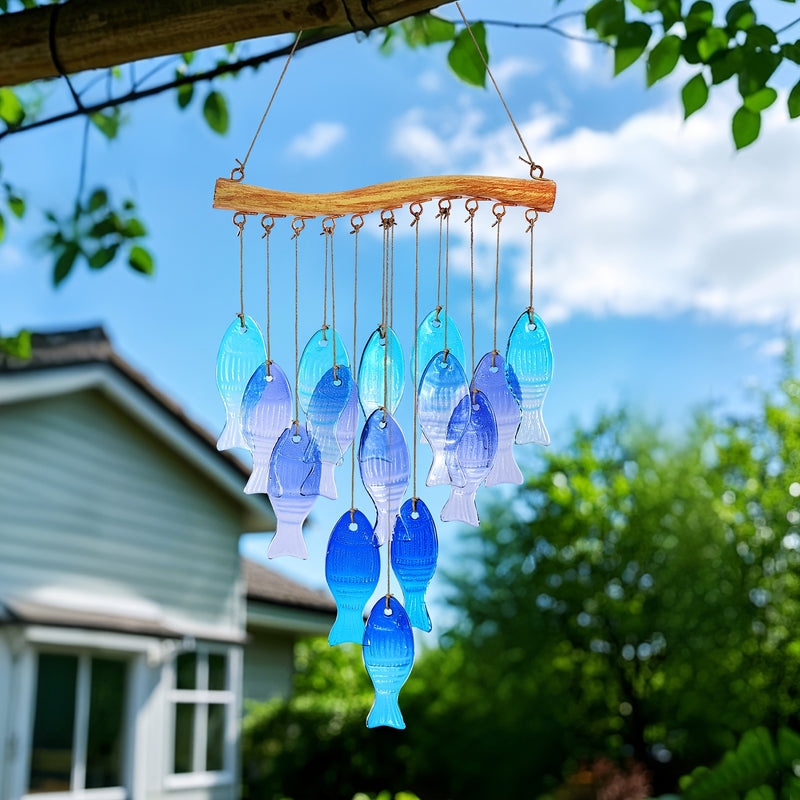 Campanilla de Viento de Pescado de Vidrio Azul Hecha a Mano - Gran Decoración Colgante para Exteriores/Interiores con Pez Esférico Vibrante, Sin Necesidad de Electricidad para Jardín, Patio, Fiestas en la Playa, Bodas y Festividades (Halloween, Navidad,
