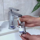 Filtra Agua de Grifo Ajustable con Doble Modo y Dispensador de Burbujas - Sistema Montado en Plástico que Elimina Cloro, Olores e Impurezas para Mejorar el Sabor y Calidad del Agua, Ideal para Fregaderos, Accesorio Moderno para Cocinas, Diseño Compacto
