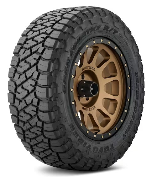 TOYO OPRTT LT285/55R22 124S